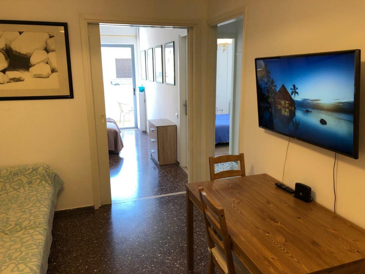 Metaxourgio Spacious Two Bedroom Apartment Афины Экстерьер фото